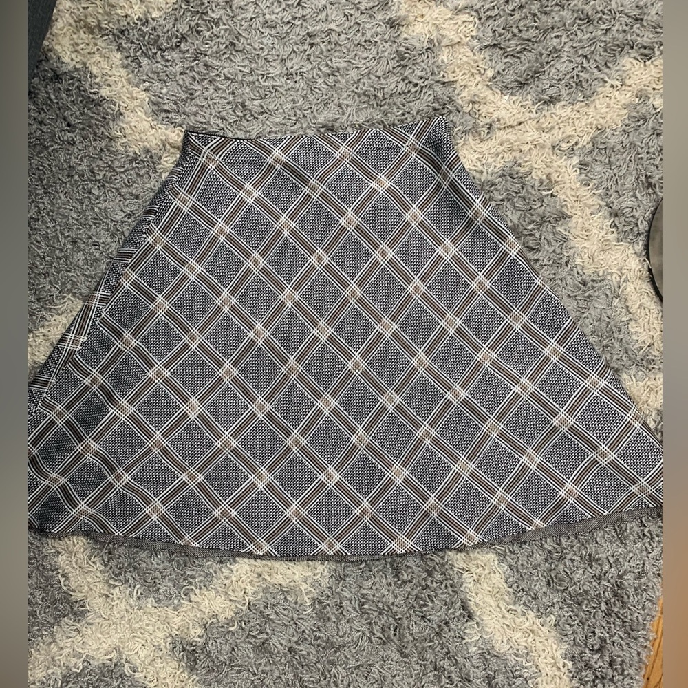 Black, grey, yellow sweater skirt